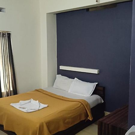 Hotel Orginal Residency 콜람 외부 사진
