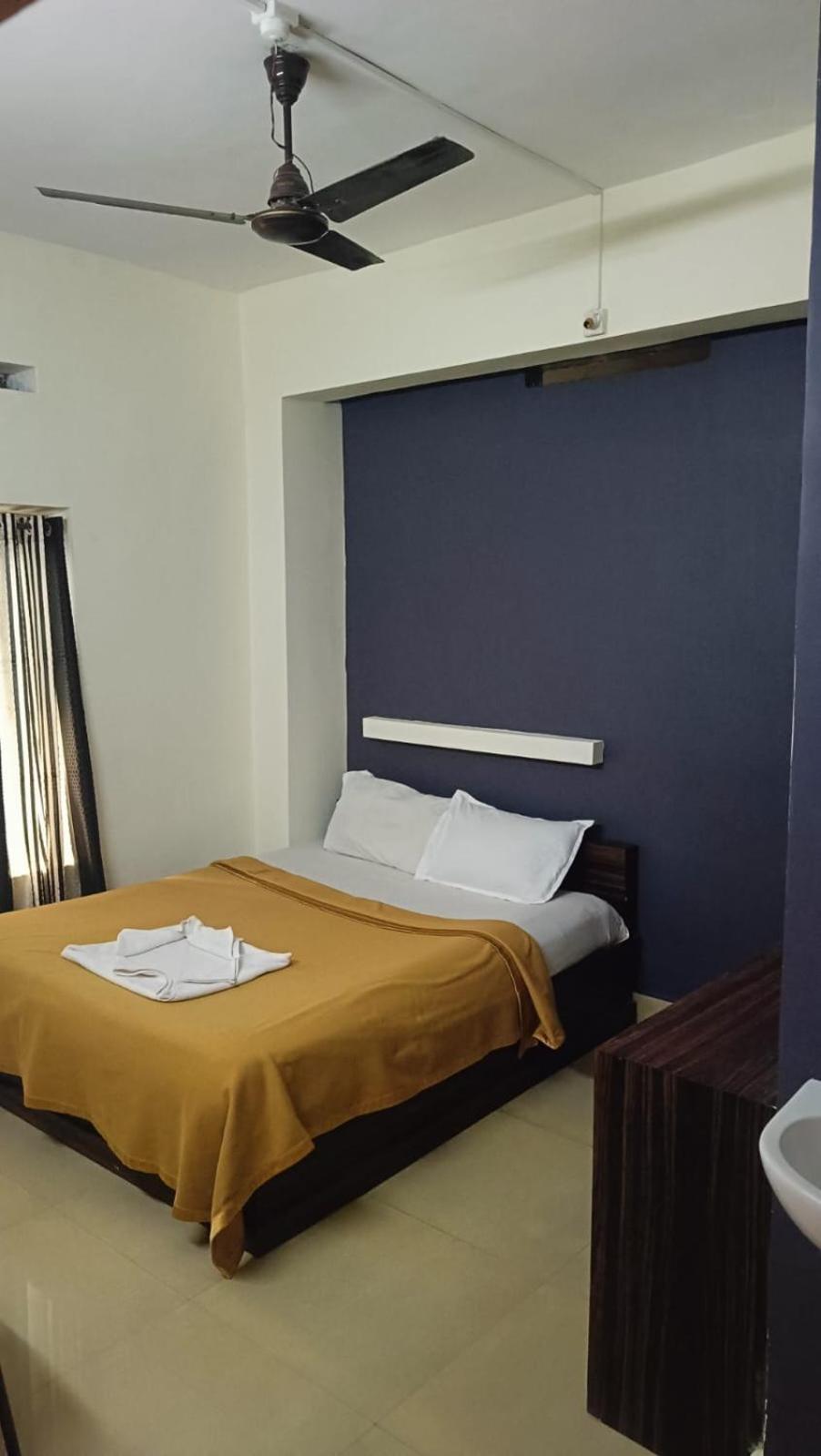 Hotel Orginal Residency 콜람 외부 사진