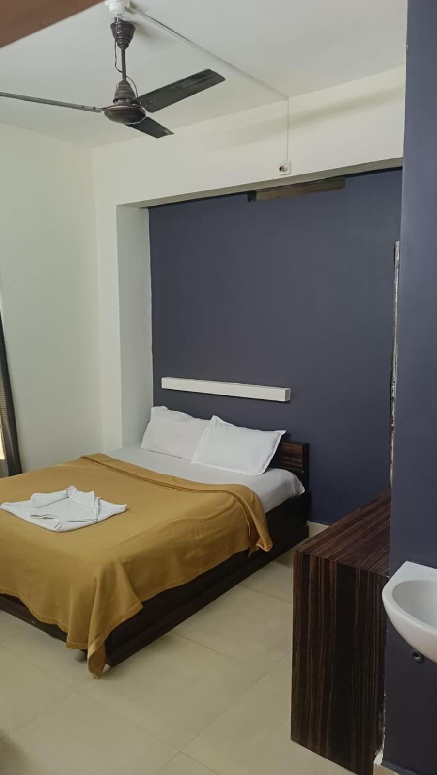 Hotel Orginal Residency 콜람 외부 사진